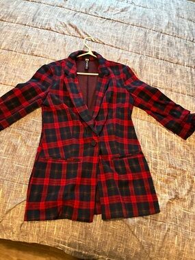 Design Lab Lord & Taylor Red and Black Plaid Blazer